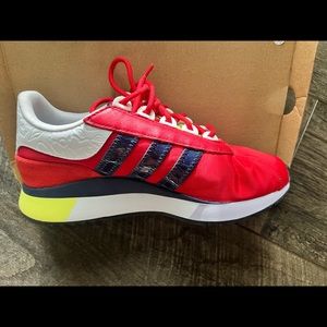 Adidas shoes worn twice - Very comfortable!